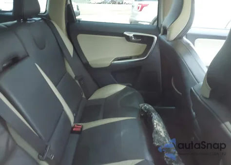 2012 Volvo Xc60 T6/T6 Platinum/T6 Premier Plus/T6 R-Design/T6 R-Design Platinum/T6 R-Design Premier Plus from USA, damaged, VIN YV4902DZXC2312148